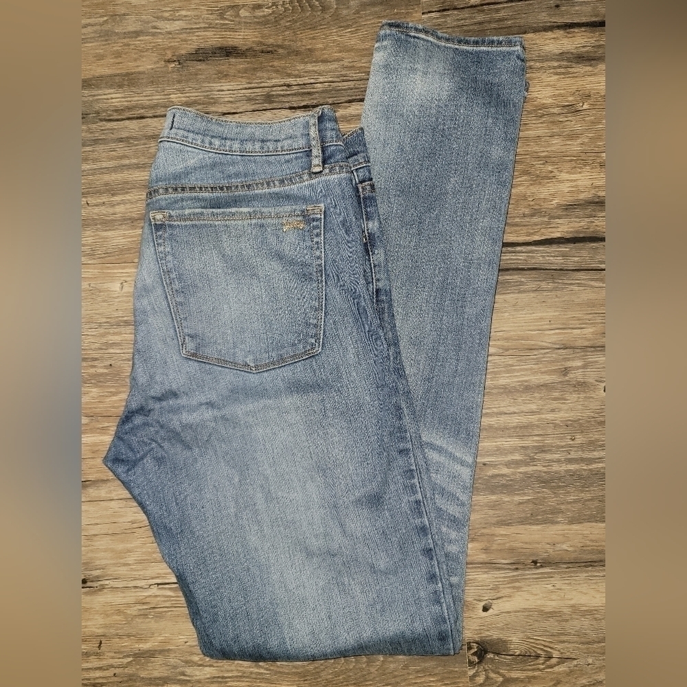 JUICY couture skinny medium wash jeans size 30